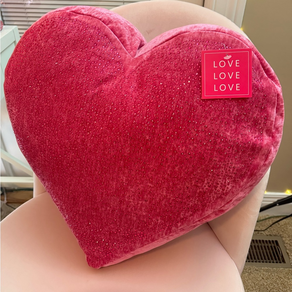 NEW Pink Rhinestone Valentine’s Day Heart Pillow Magaschoni